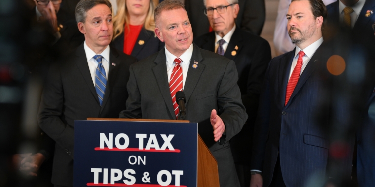 SENATE REPUBLICANS INTRODUCE “NO TAX ON OUR TIPS AND OVERTIME” Delivering Tax Relief to Hardworking New Yorkers